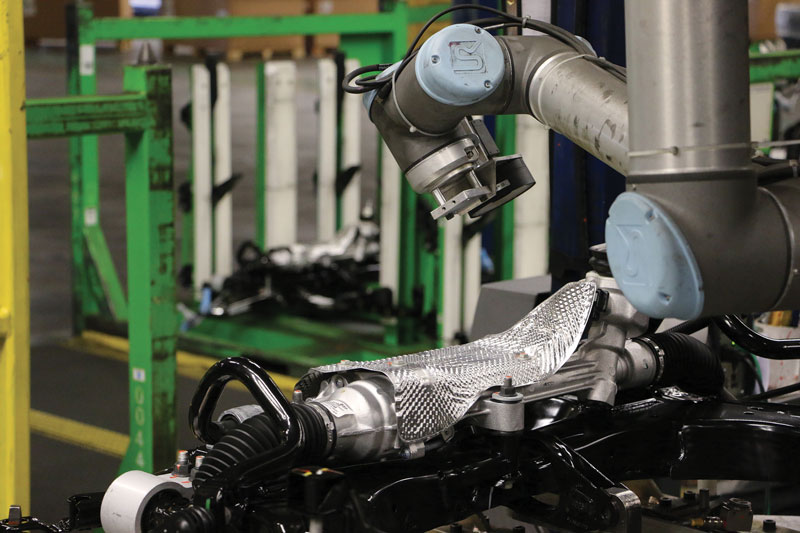 Comprenhensive Logistic inserted an UR10e cobot.  Cobots: for an Accurate Quality Control 1 5